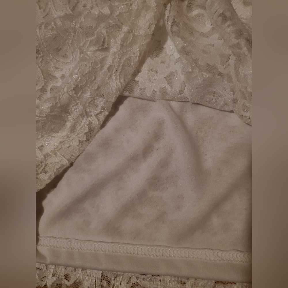 SHEIN White Lace Blouse Size Small - Picture 4 of 7